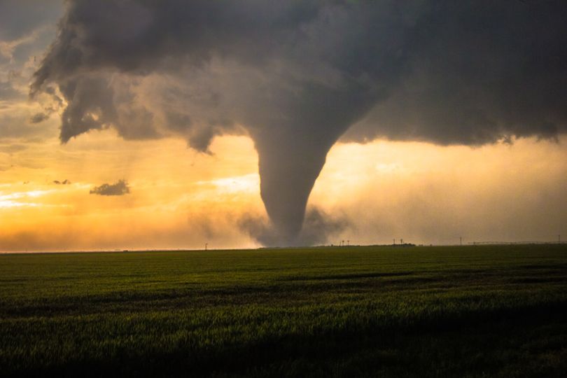 An Ef-4 tornado rips across the open land of western Kansas